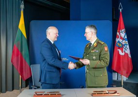 Lietuvos kariuomenė su institucijomis atnaujino bendradarbiavimo planus, užtikrinama greita... - 5