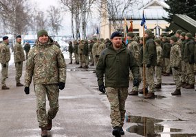 Oro gynybos bataliono kovinė vėliava perduota plk. ltn. Ovidijui Pilitauskui - 6
