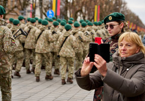 Lietuvos Respublikai prisiekė jaunesniųjų karininkų vadų mokymų klausytojai - 3
