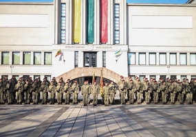 Kariai savanoriai prisiekė Lietuvos Respublikai - 6