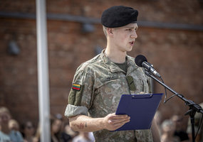 Parengtąjį Lietuvos kariuomenės rezervą papildė išskirtinė karo inžinierių laida  - 5