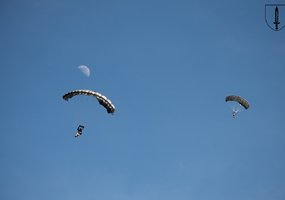 Baigėsi tarptautinės SOP pratybose „Liepsnojantis kalavijas 2024“. Bombonešis B52 metė lazeriu... - 15