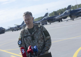 Lithuanian and U.S. forces conduct joint air operations training  - 1