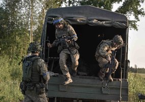 Baigėsi Krašto apsaugos savanorių pajėgų pratybos „Tvirtas skydas 6“ - 14