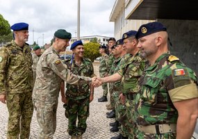 Lietuvos ir Portugalijos kariuomenių vadai aptarė NATO gynybos planus ir rotacinių pajėgų... - 10