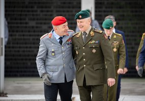Kariuomenės vadui įteiktas aukščiausias Vokietijos valstybinis apdovanojimas - 7
