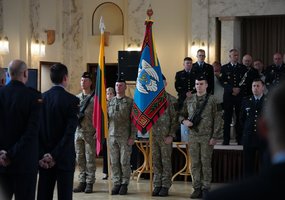 Karinių oro pajėgų Oro erdvės stebėjimo ir kontrolės valdyba paminėjo kovinės vėliavos įteikimo... - 3