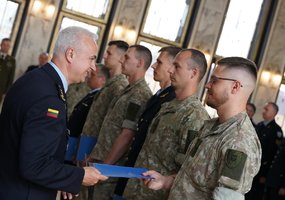 Karinių oro pajėgų Oro erdvės stebėjimo ir kontrolės valdyba paminėjo kovinės vėliavos įteikimo... - 9