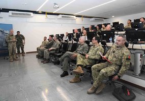Lietuvos ir Portugalijos kariuomenių vadai aptarė NATO gynybos planus ir rotacinių pajėgų... - 8