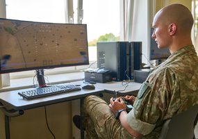 Lietuvos kariuomenėje rengiami dronų operatorių instruktoriai - 2