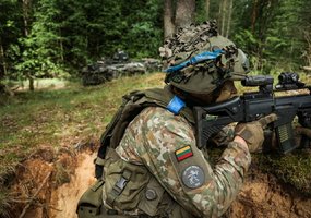 Tarptautinėse pratybose „Geležinis vilkas 2024-1“ – sąjungininkų perdislokavimas ir gynybos... - 12