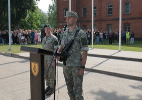Lietuvos Respublikai prisiekė per 400 Nuolatinės privalomosios pradinės karo tarnybos karių - 3