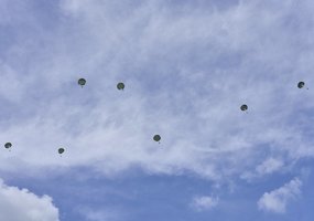 Ukrainian instructors underwent emergency parachute release training  - 6