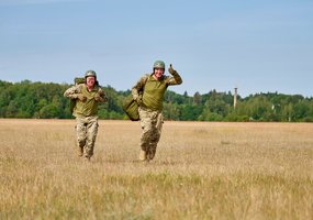 Ukrainian instructors underwent emergency parachute release training  - 2