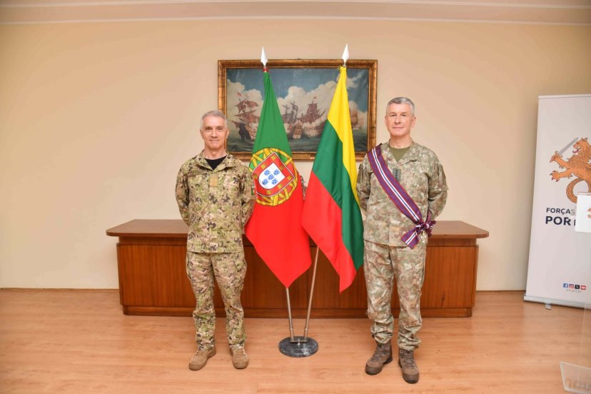Lietuvos ir Portugalijos kariuomenių vadai aptarė NATO gynybos planus ir rotacinių pajėgų...