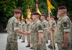 Pasikeitė dviejų Krašto apsaugos savanorių pajėgų rinktinių vadai - 4