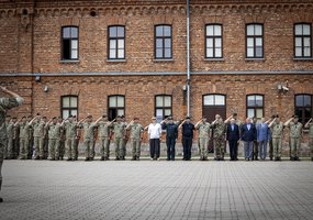 Vadovavimą Inžinerijos batalionui pradeda mjr. Ramūnas Sabaitis - 5