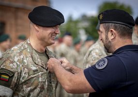 Vadovavimą Inžinerijos batalionui pradeda mjr. Ramūnas Sabaitis - 7