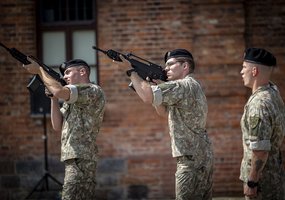 Vadovavimą Inžinerijos batalionui pradeda mjr. Ramūnas Sabaitis - 11