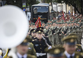 Color Guards of the Lithuanian armed forces saluted the President - 2