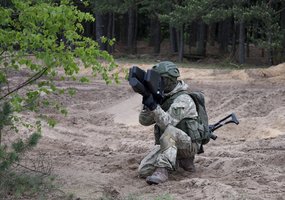 Bazinio kario kurso programa papildyta bepiločių orlaivių ir priešdroninių priemonių naudojimo... - 3