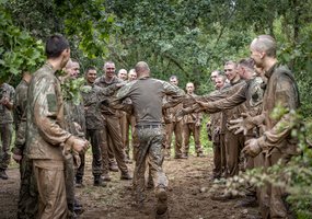 Jaunųjų inžinierių individualaus rengimo etapo pabaigą vainikavo juodos beretės - 6