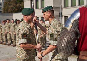 Lietuvos kariuomenės vyriausiuoju puskarininkiu paskirtas seržantas majoras Darius Masiulis - 4