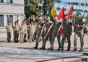 Lietuvos kariuomenės vyriausiuoju puskarininkiu paskirtas seržantas majoras Darius Masiulis - 6