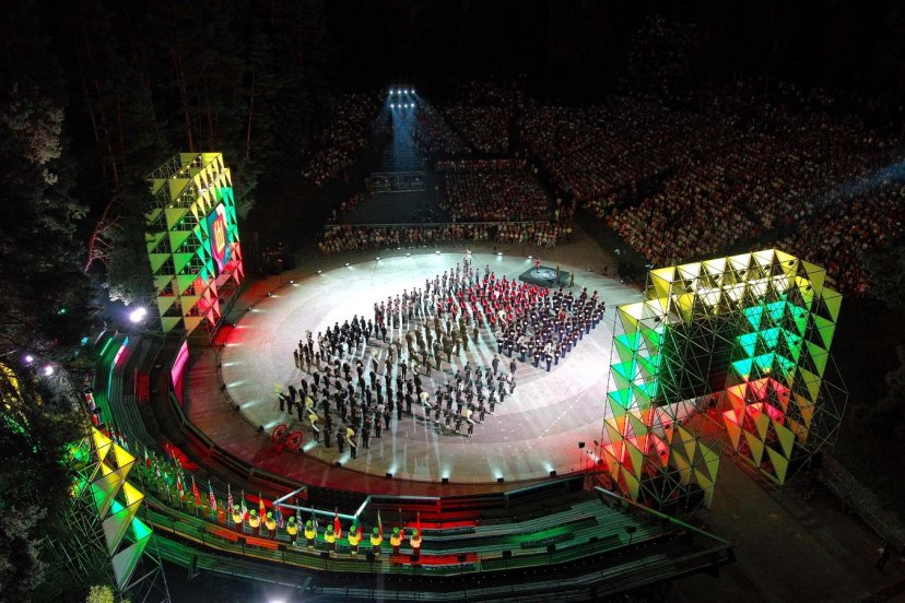 Trečią kartą nuskambėjo NATO karinių orkestrų festivalis „Military Tattoo Lithuania 2024“