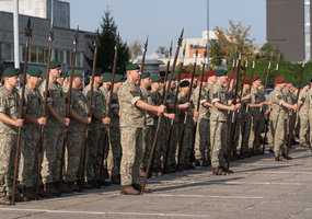 Sausumos pajėgų vyriausiuoju puskarininkiu paskirtas seržantas majoras Eugenijus Žukauskas - 1