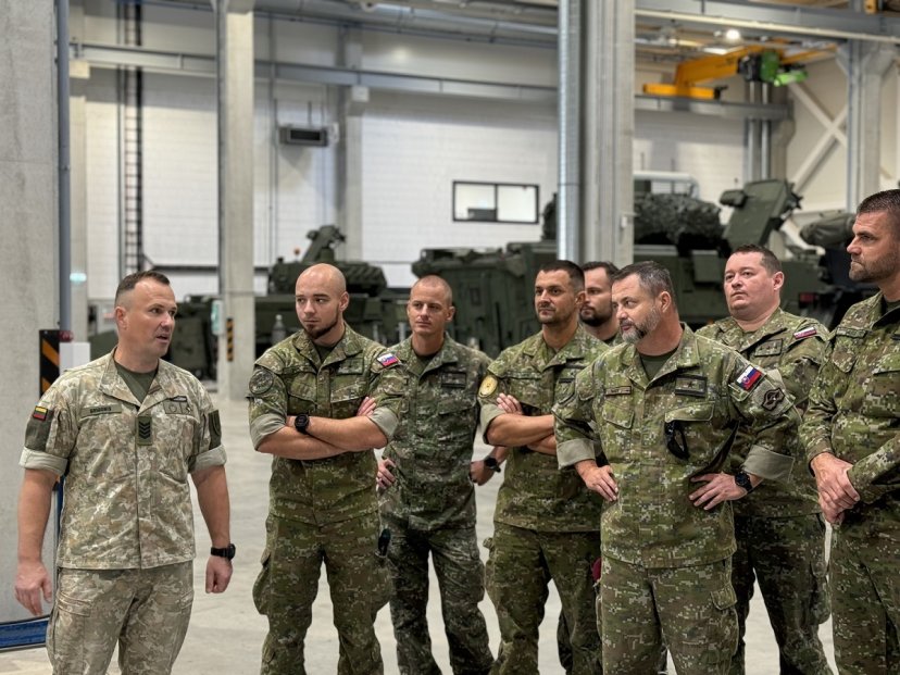 Lietuvos kariuomenė dalijasi išmoktomis pamokomis su NATO sąjungininkais