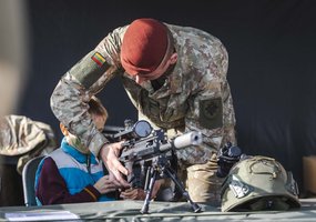 Į Inžinerijos batalioną sugužėjo tūkstančiai mažų ir didelių smalsuolių - 4