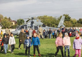Į Inžinerijos batalioną sugužėjo tūkstančiai mažų ir didelių smalsuolių - 6