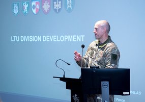 Pėstininkų brigadoje „Geležinis Vilkas“ vyko tarptautinė konferencija „Mūšis apgyvendintoje... - 3
