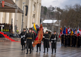 Lietuvos kariuomenės vadas: Mes esame NATO kariuomenė, tai – atgrasymo ir kolektyvinės gynybos... - 11