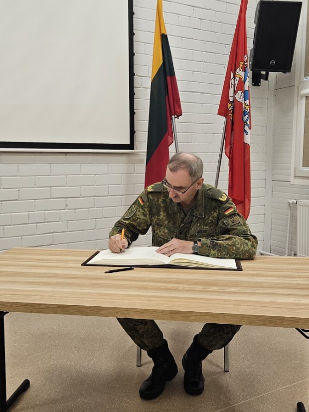 Commander of the German Armed Forces Geoinformation Centre paid a visit to the Military Mapping...