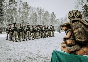 Patrulio kursą pradeda 28-oji karių laida - 1