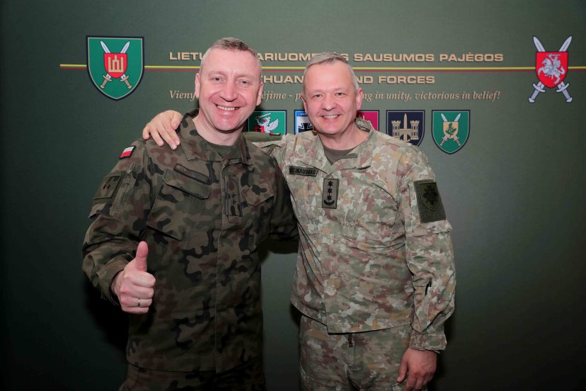 KASP štabe lankėsi Daugianacionalinės Šiaurės Rytų divizijos vadas