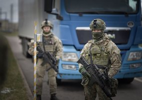 Strateginio objekto apsaugai pasitelkta vidutinio nuotolio oro gynybos sistema NASAMS - 8