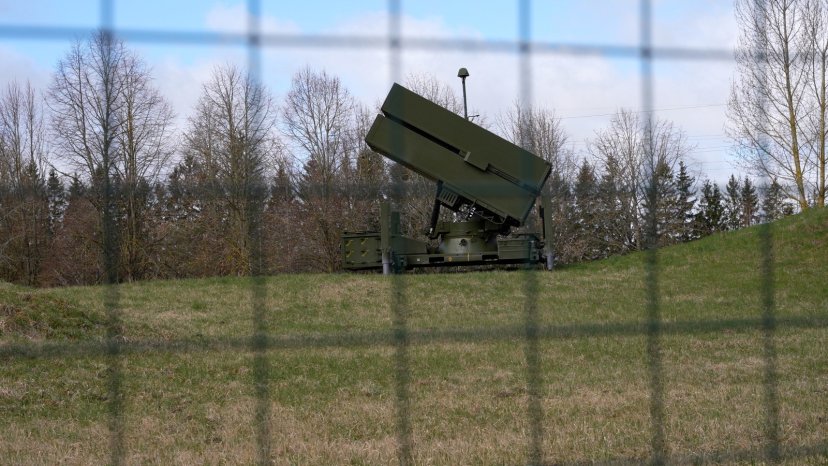Strateginio objekto apsaugai pasitelkta vidutinio nuotolio oro gynybos sistema NASAMS