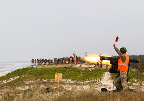 Pratybų  „Gintarinė strėlė 2025“ metu treniruotasi atremti bepiločių orlaivių ataką - 1
