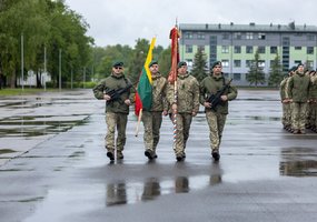 Vadų pasikeitimo ceremonija Algirdo batalione: perduota vėliava ir atsakomybė  - 11