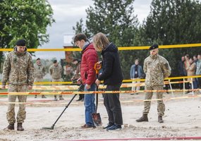 Inžinerijos batalione atidarytas ES gynybos technologijų hakatonas - 7