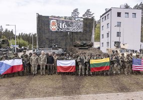 Suvalkų koridoriaus regione Lenkijoje vyko bendros Lietuvos ir Lenkijos karinės pratybos „Drąsus... - 2