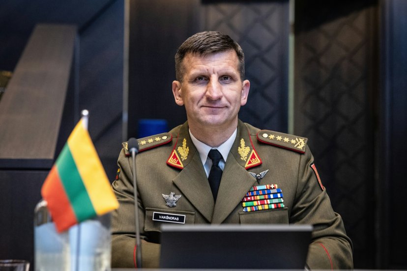Lietuvos kariuomenės vadas generolas Raimundas Vaikšnoras dalyvavo NATO karinio komiteto susitikime
