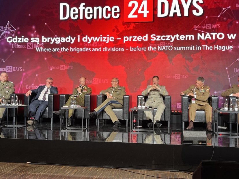 Gen. ltn. R. Baltrėnas: NATO standartai jau seniai egzistuoja ir juos visi turi siekti vienodai...