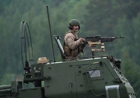 Ruošiantis HIMARS sistemų integracijai į Lietuvos kariuomenę JAV ir Lietuvos kariai vykdė... - 2
