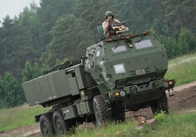 Ruošiantis HIMARS sistemų integracijai į Lietuvos kariuomenę JAV ir Lietuvos kariai vykdė... - 4
