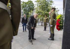 Lietuvos kariuomenė pagerbė Birželio 23-osios karinio sukilimo dalyvius - 4