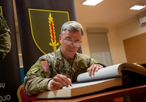 Cooperation fortifies regional security, says Commander of the U.S. Special Operations Command on... - 3
